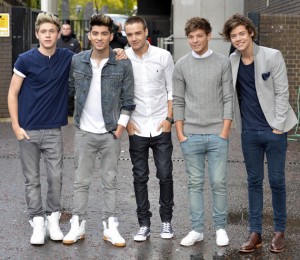 Mandatory Credit: Photo by David Thompson / Rex Features (1895938a) One Direction - Niall Horan, Zayn Malik, Liam Payne, Louis Tomlinson and Harry Styles Celebrities outside the ITV studios, London, Britain - 05 Oct 2012